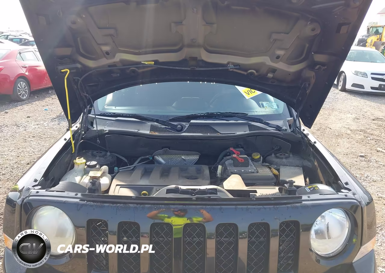 2016 Jeep Patriot Sport VIN:1C4NJRBB7GD780569 - 10