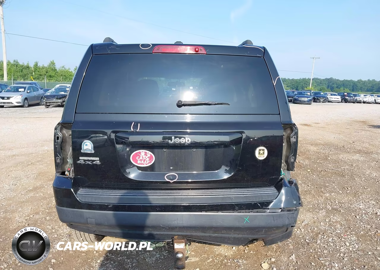 2016 Jeep Patriot Sport VIN:1C4NJRBB7GD780569 - 16