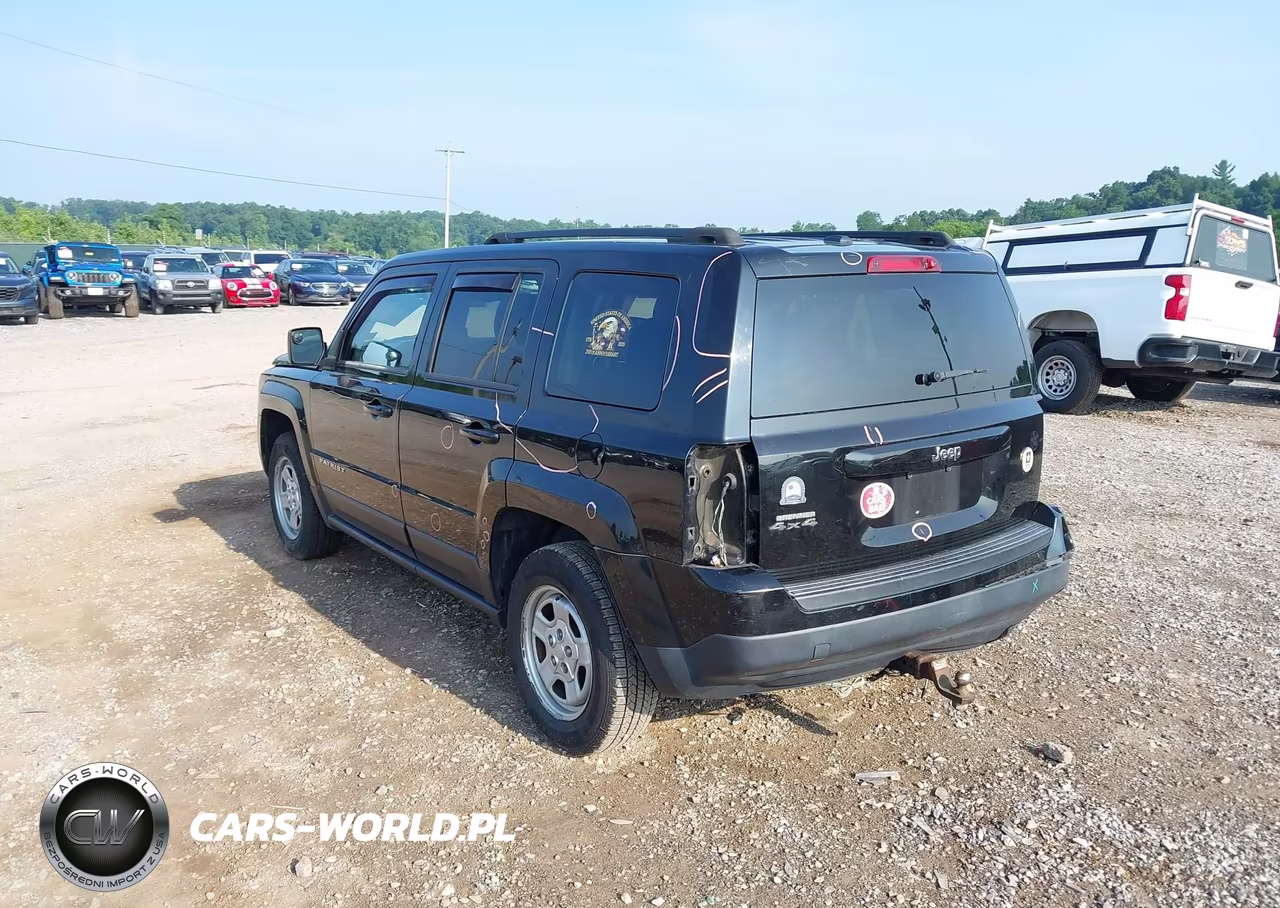 2016 Jeep Patriot Sport VIN:1C4NJRBB7GD780569 - 3