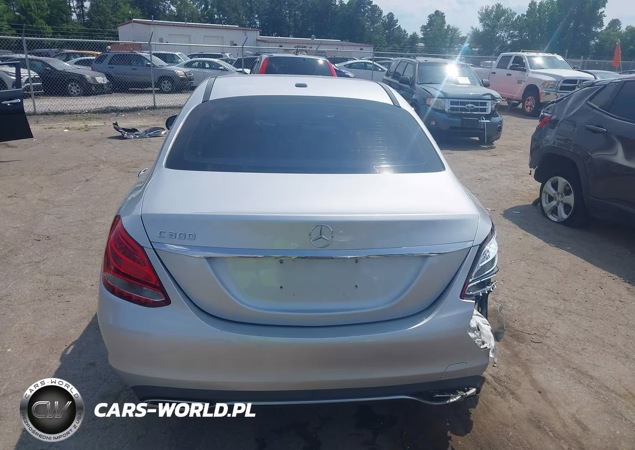 2016 Mercedes-Benz C 300 VIN:55SWF4JB3GU151716 - 16