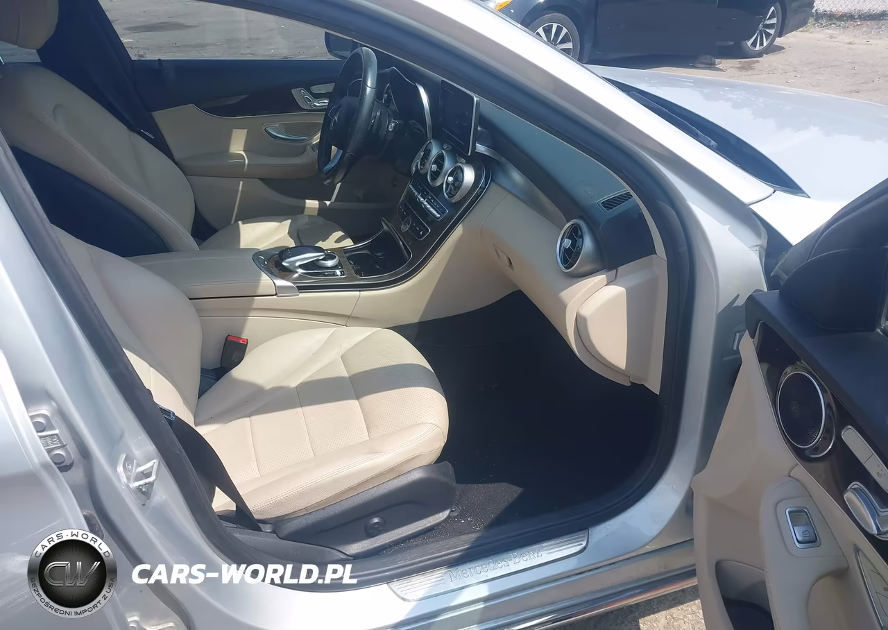 2016 Mercedes-Benz C 300 VIN:55SWF4JB3GU151716 - 5