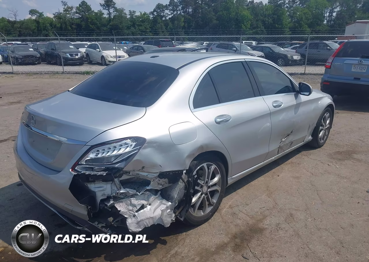 2016 Mercedes-Benz C 300 VIN:55SWF4JB3GU151716 - 6