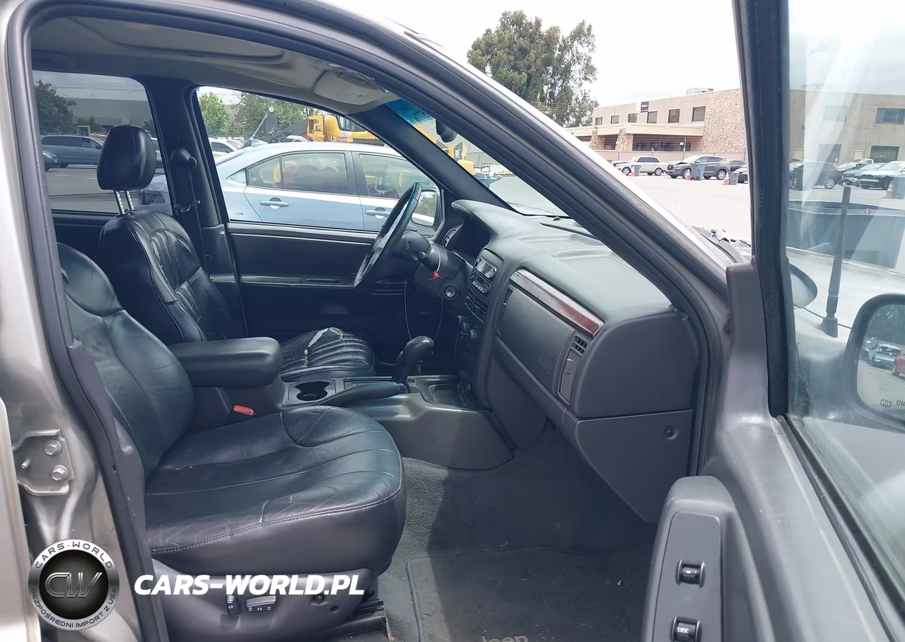 2000 Jeep Grand Cherokee Laredo VIN:1J4GW48SXYC356101 - 5