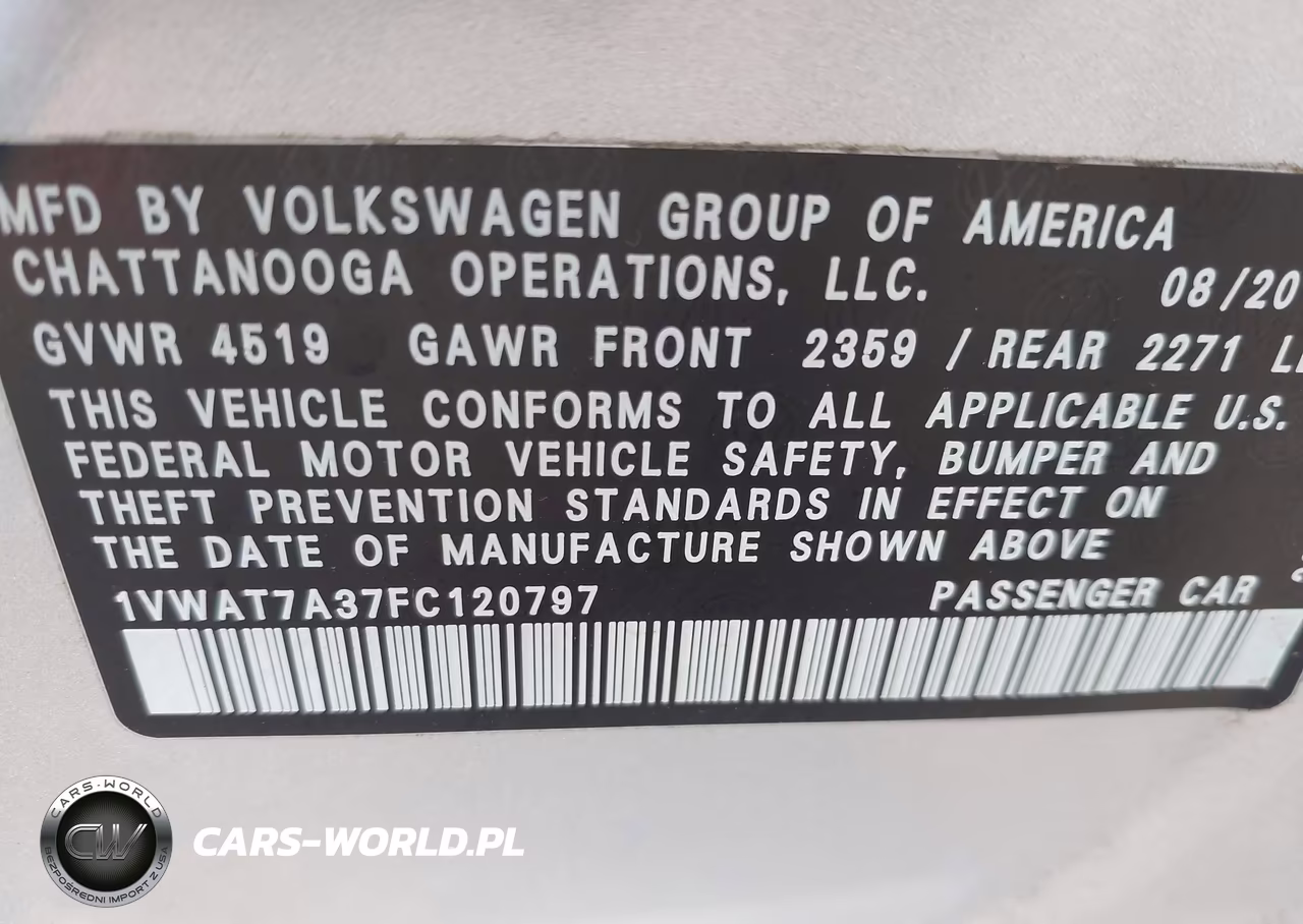 2015 Volkswagen Passat 1.8T Limited Edition VIN:1VWAT7A37FC120797 - 9