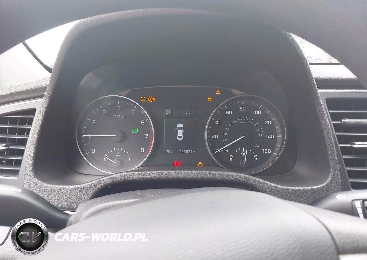 2018 Hyundai Elantra Sel VIN:5NPD84LF1JH240292 - 7