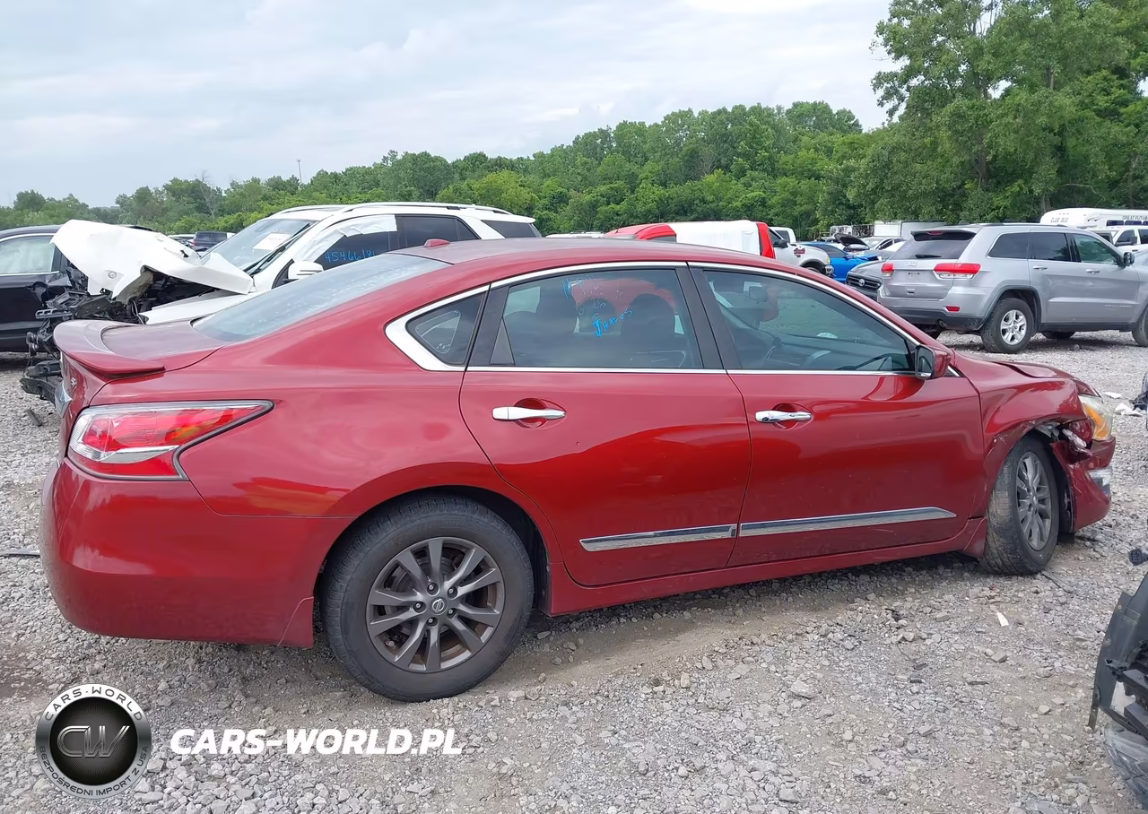 2015 Nissan Altima 2.5 S VIN:1N4AL3AP6FC461712 - 13