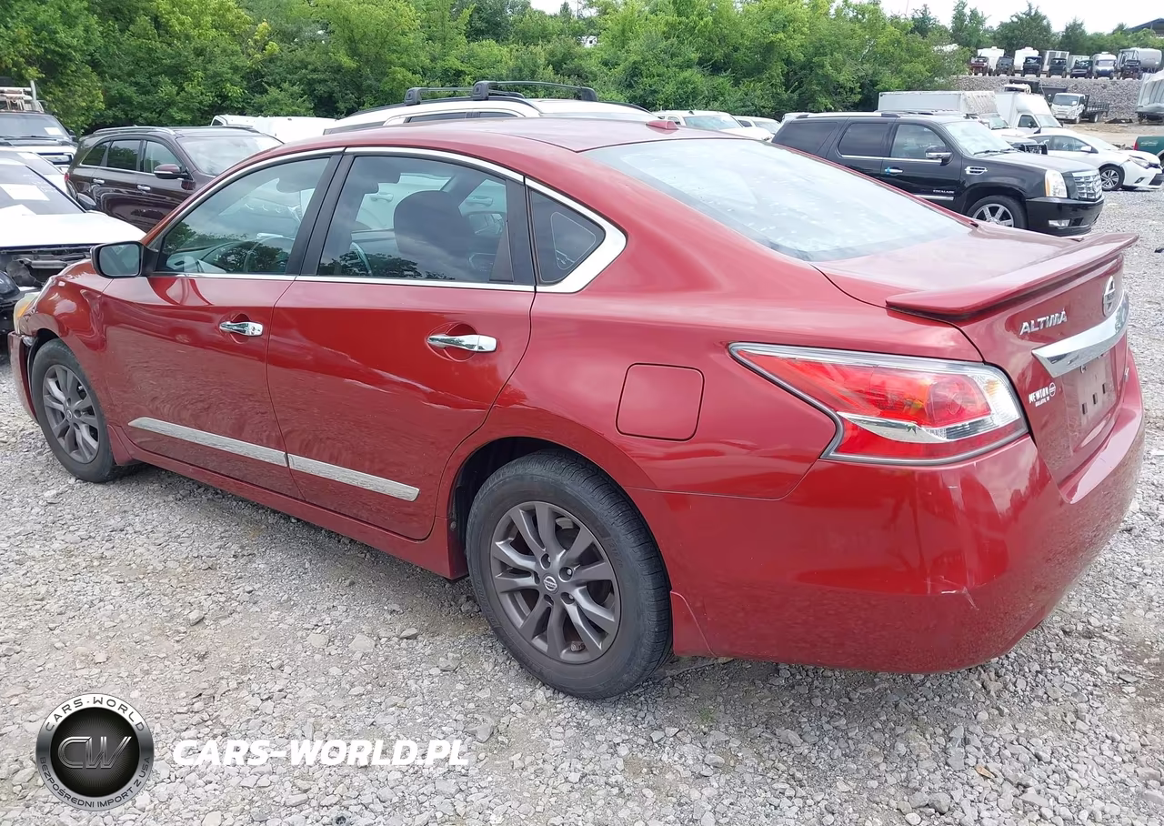 2015 Nissan Altima 2.5 S VIN:1N4AL3AP6FC461712 - 3