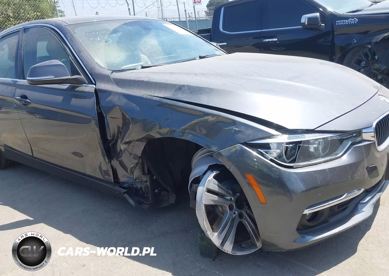 2018 BMW 330E Iperformance VIN:WBA8E1C5XJA755974 - 6