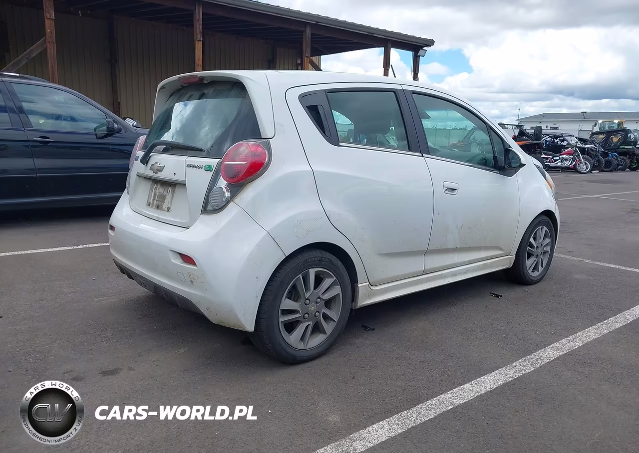 2015 Chevrolet Spark Ev 2Lt VIN:KL8CL6S0XFC724301 - 4
