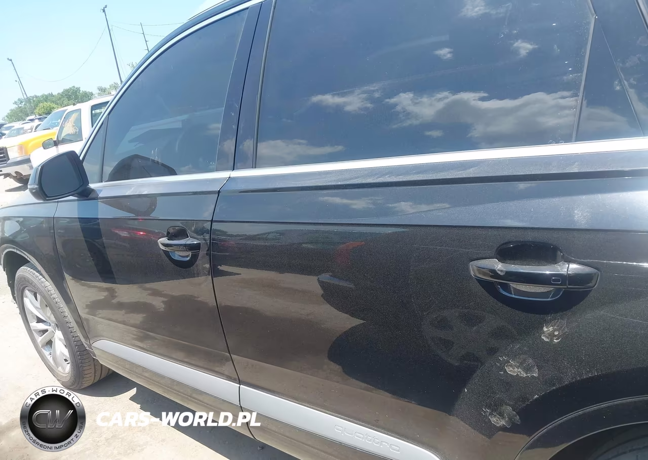 2017 Audi Q7 3.0T Premium VIN:WA1LAAF73HD048126 - 15