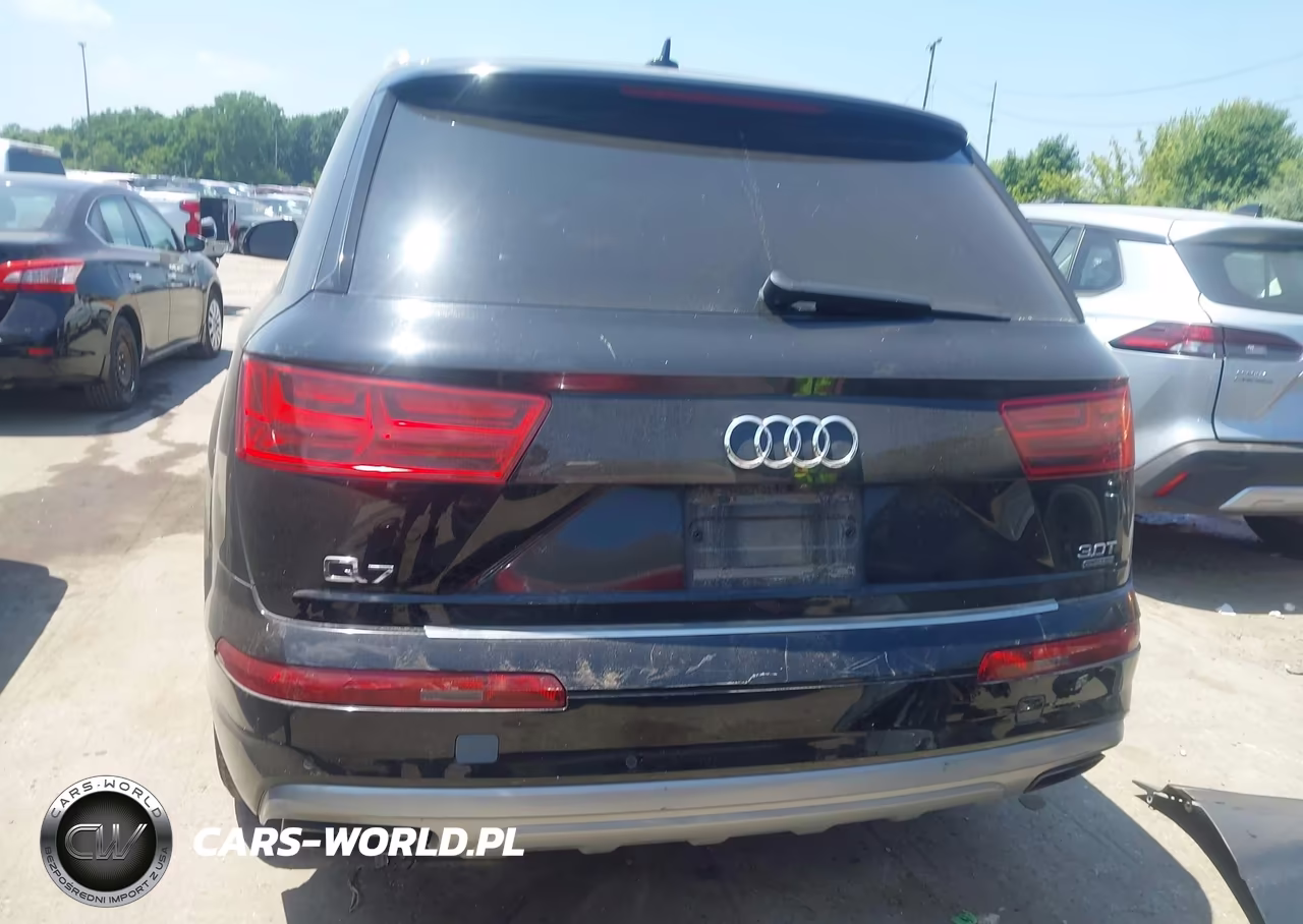 2017 Audi Q7 3.0T Premium VIN:WA1LAAF73HD048126 - 17