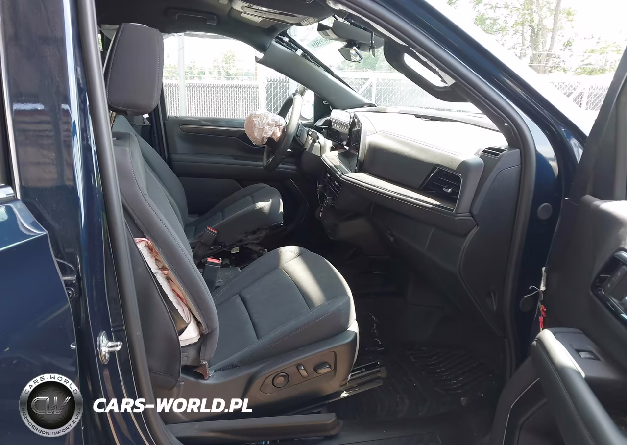 2025 Chevrolet Tahoe Police VIN:1GNS5UED8SR338846 - 5