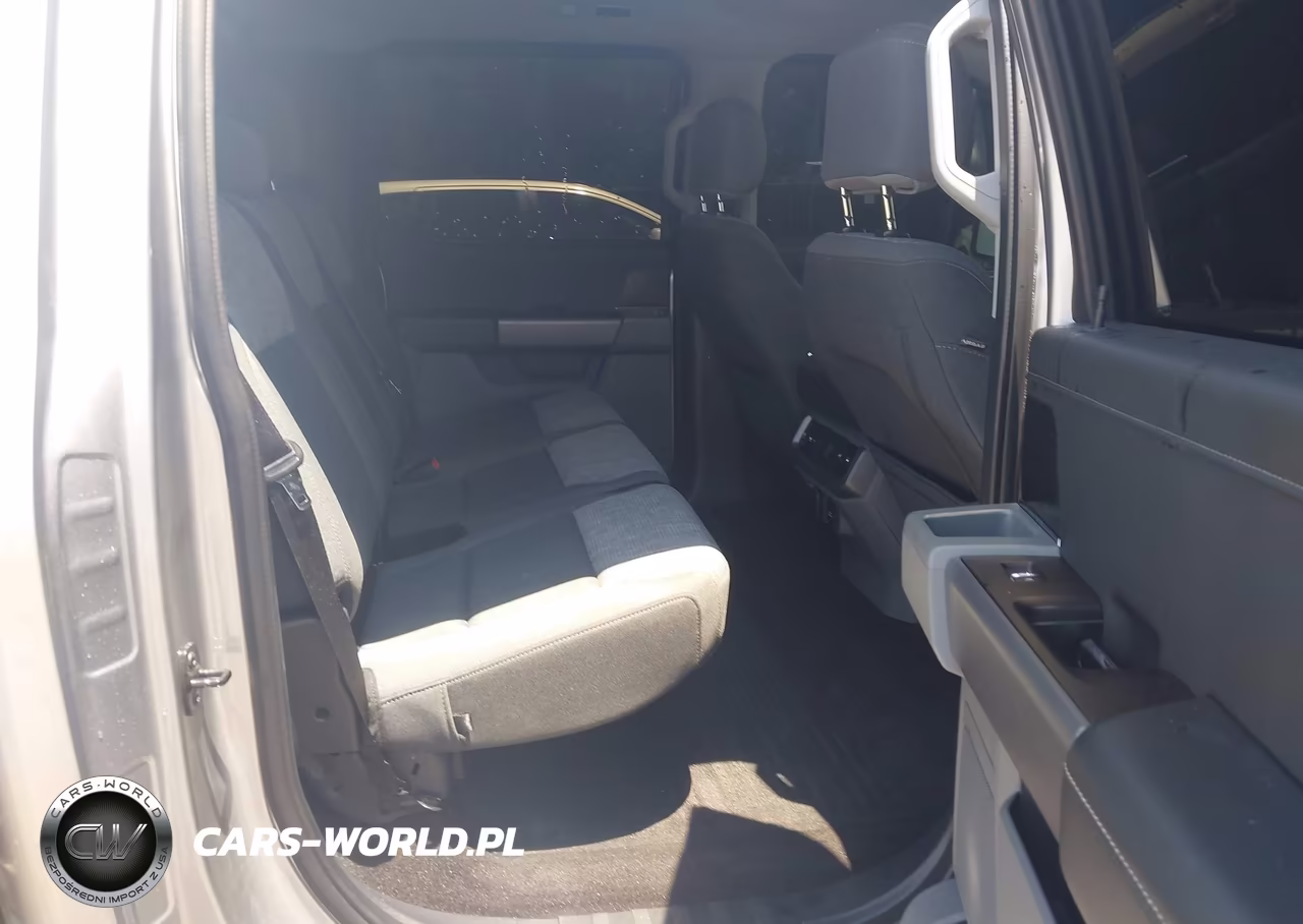 2021 Ford F-150 Xlt VIN:1FTFW1E84MFC84779 - 8