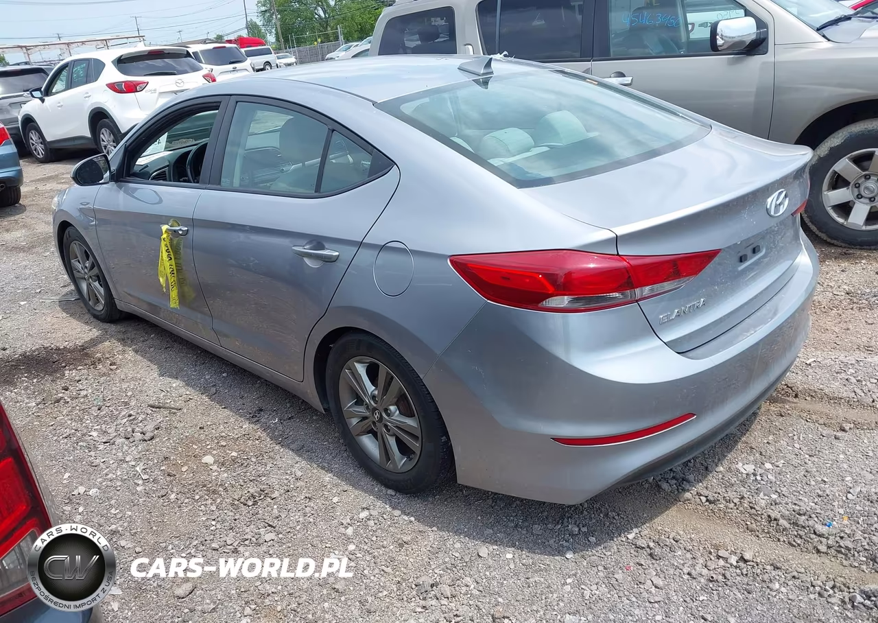 2017 Hyundai Elantra Se VIN:5NPD84LF7HH072569 - 3