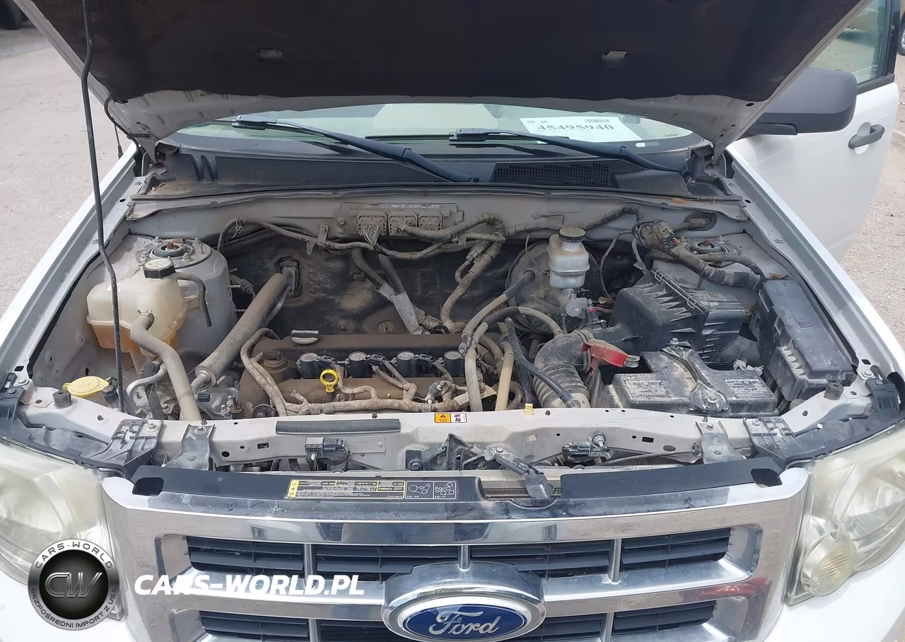 2010 Ford Escape Xls VIN:1FMCU0C76AKD46890 - 10