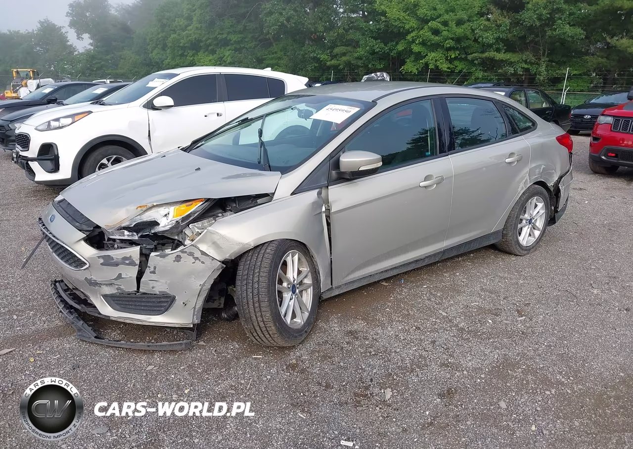 2016 Ford Focus Se VIN:1FADP3F26GL220104 - 2