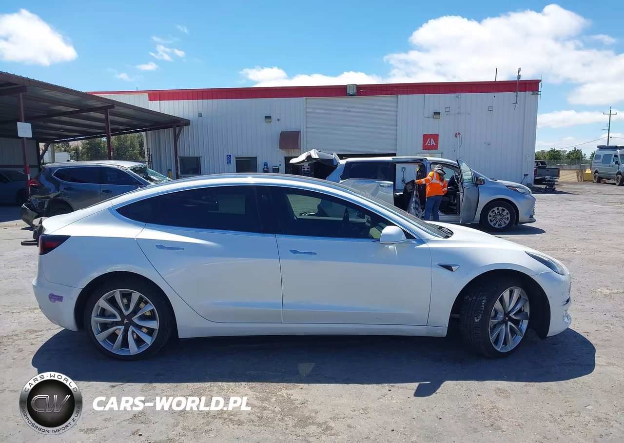 2018 Tesla Model 3 Long Range-Performance VIN:5YJ3E1EB9JF134104 - 12