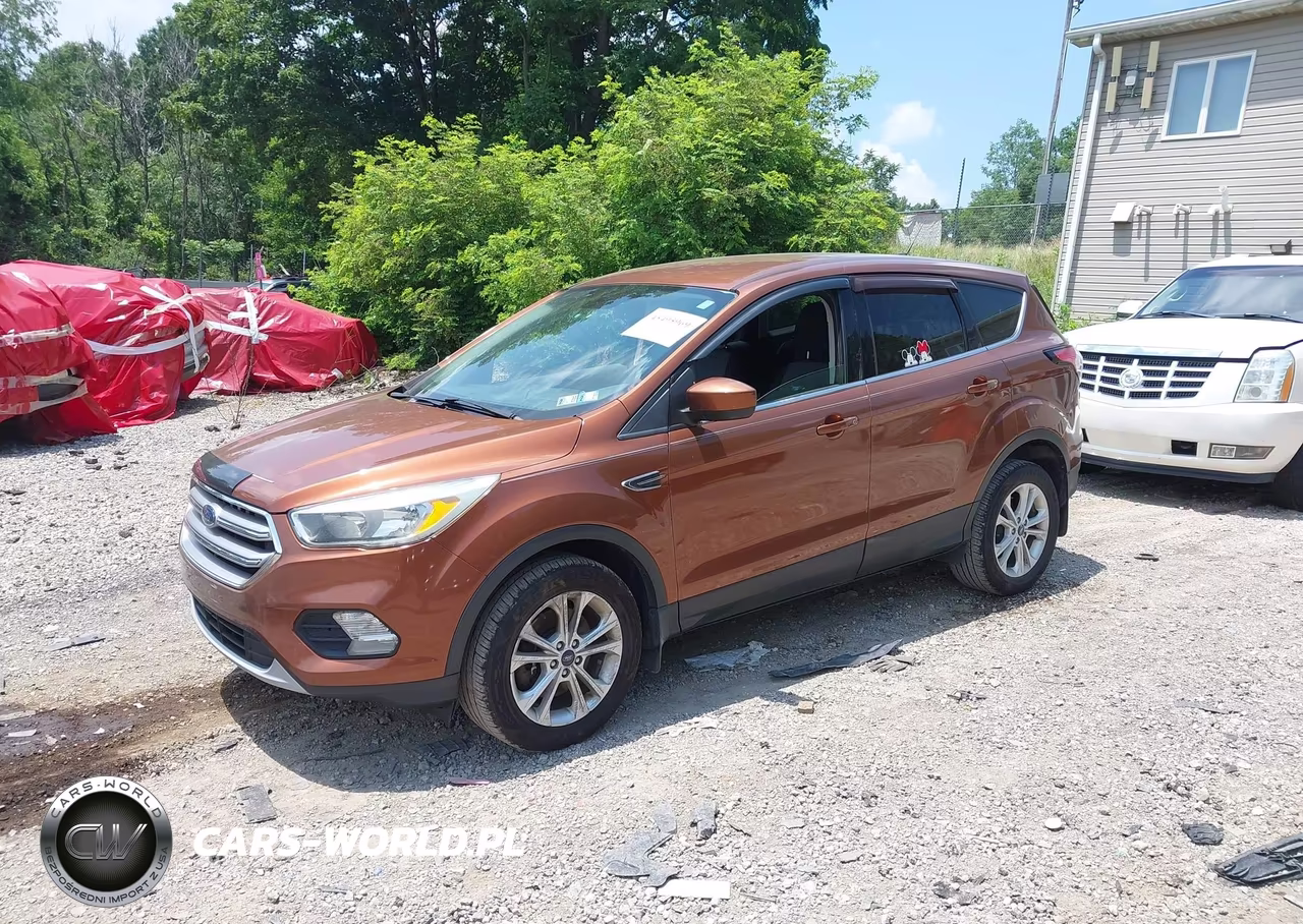 2017 Ford Escape Se VIN:1FMCU9GD2HUB75784 - 2