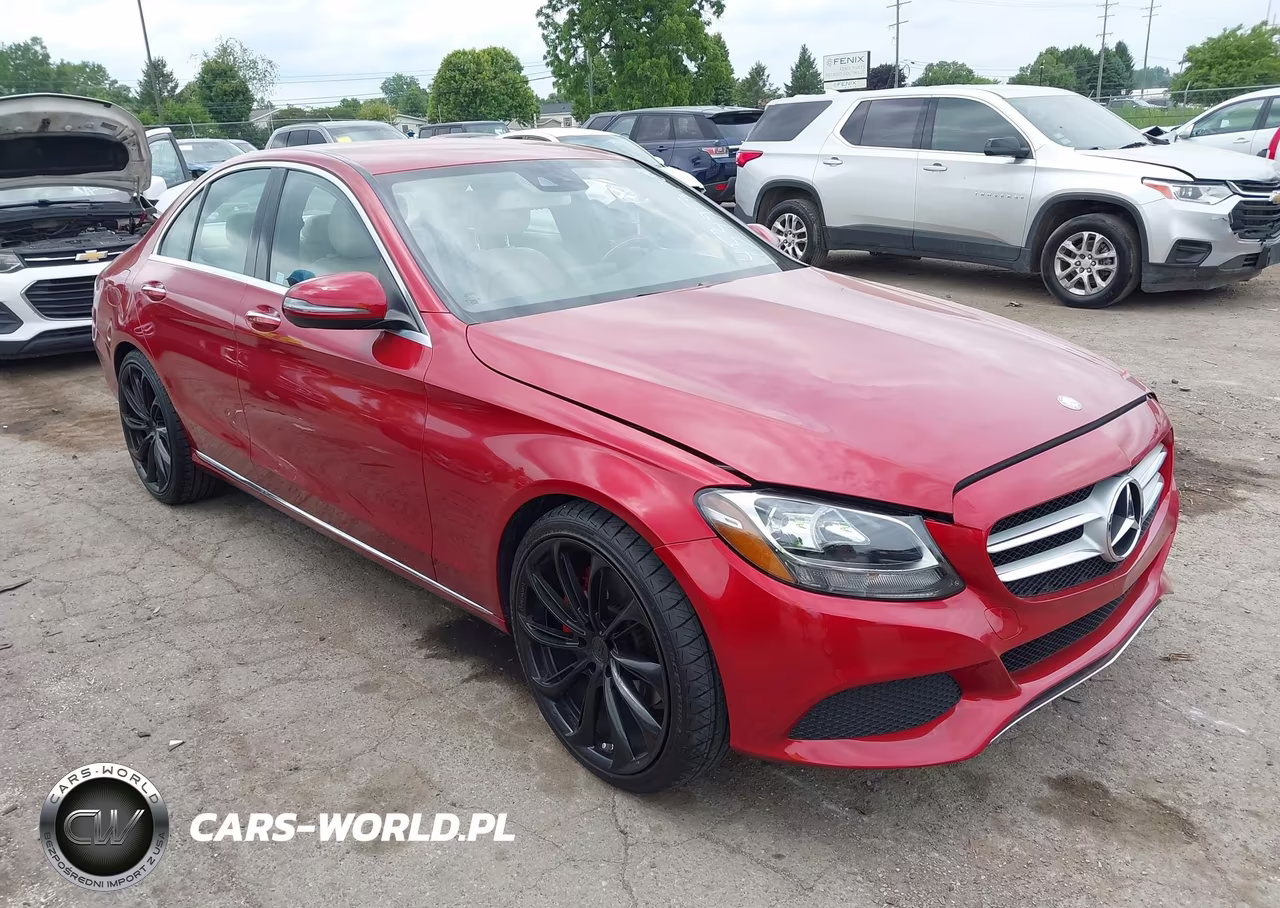 2016 Mercedes-Benz C 300 – zdjęcie 1 z 15