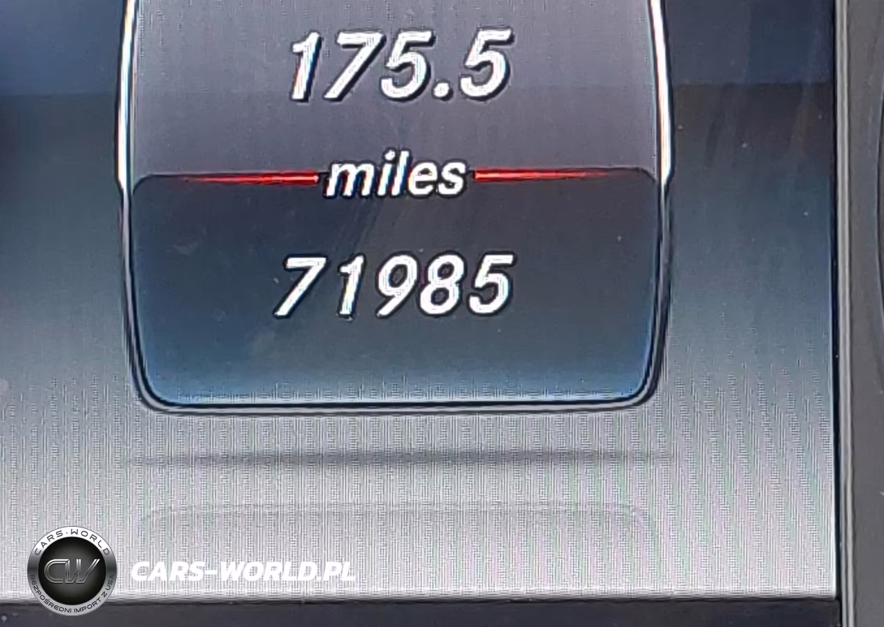 2016 Mercedes-Benz C 300 VIN:55SWF4JB2GU133885 - 14