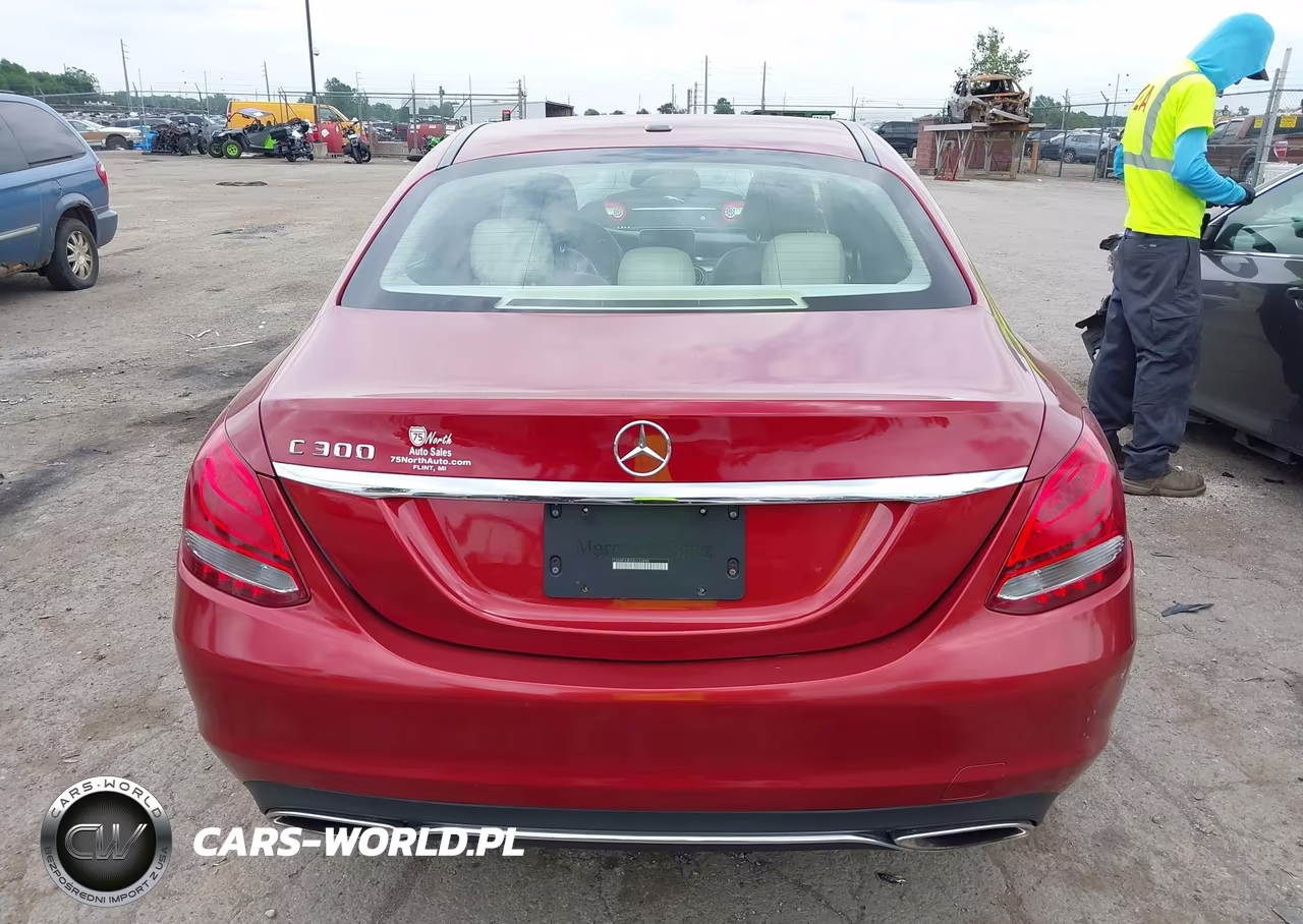 2016 Mercedes-Benz C 300 VIN:55SWF4JB2GU133885 - 15