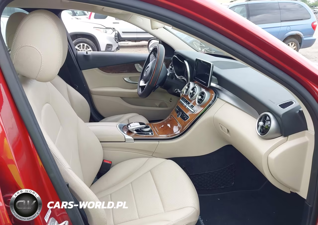 2016 Mercedes-Benz C 300 VIN:55SWF4JB2GU133885 - 5