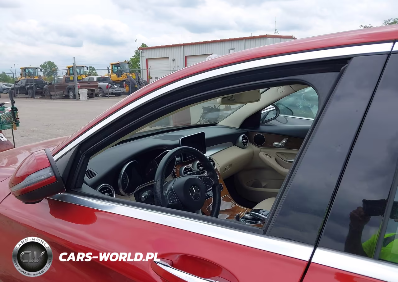 2016 Mercedes-Benz C 300 VIN:55SWF4JB2GU133885 - 6