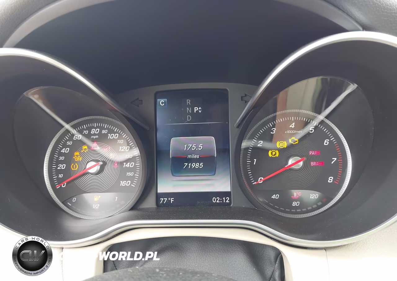 2016 Mercedes-Benz C 300 VIN:55SWF4JB2GU133885 - 7