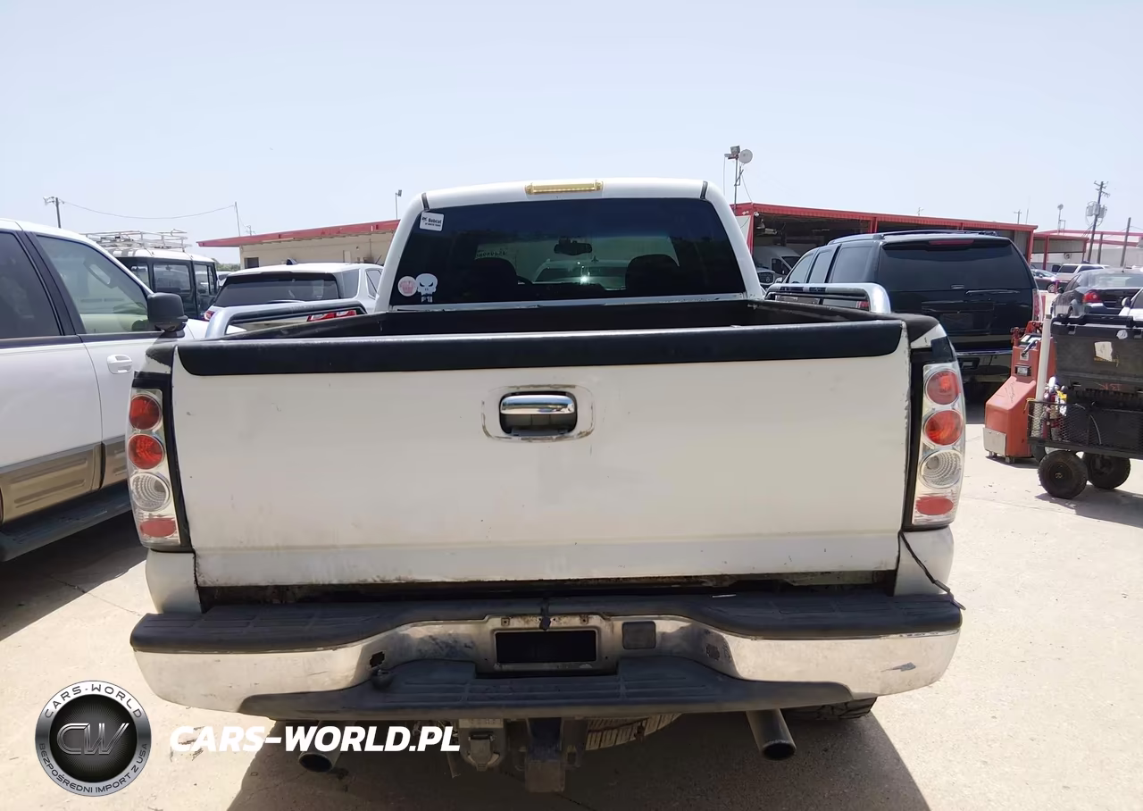 2002 Chevrolet Silverado 2500Hd Ls VIN:1GCHC23U92F127611 - 16