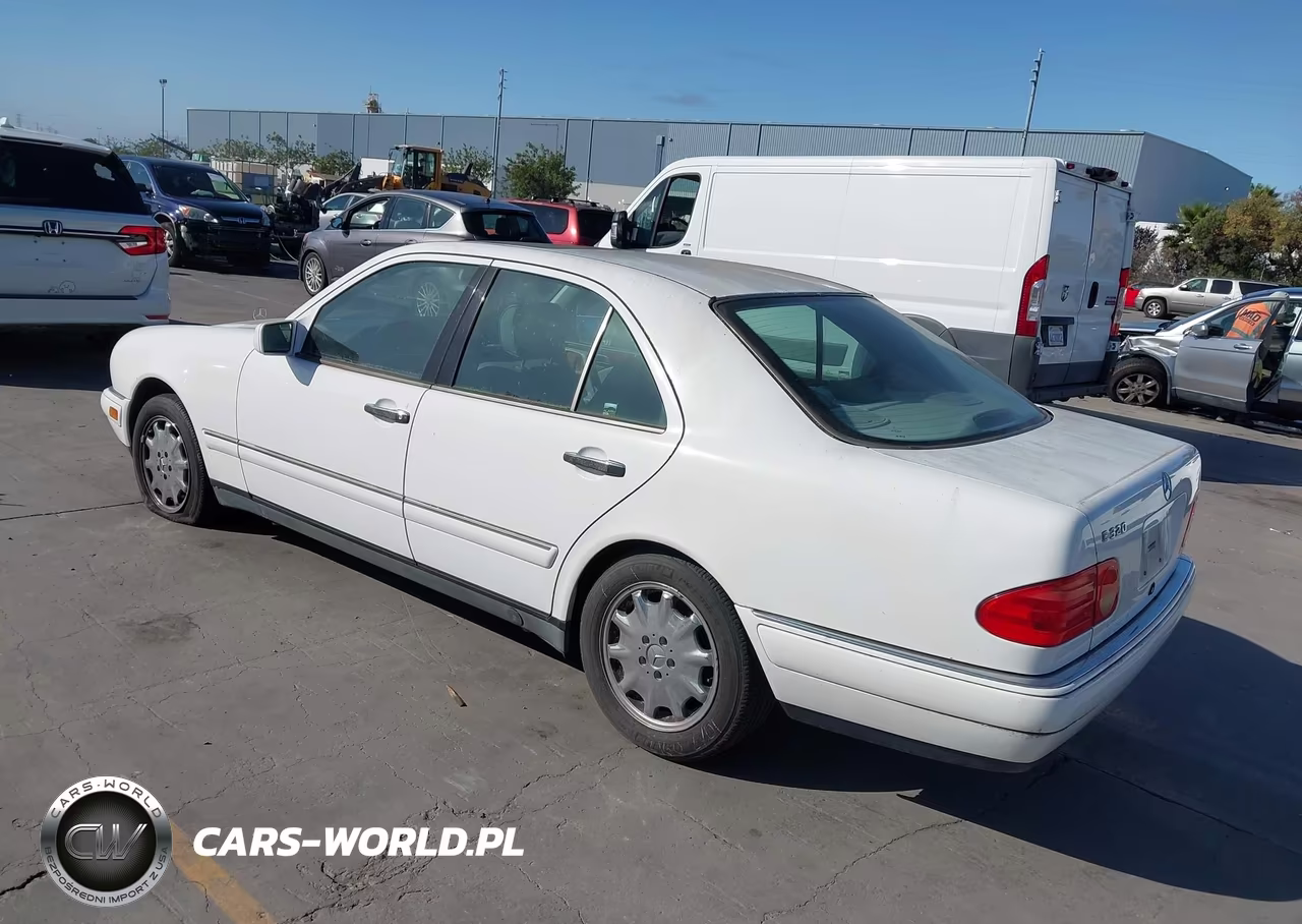 1999 Mercedes-Benz E 320 VIN:WDBJF65H5XA951771 - 3
