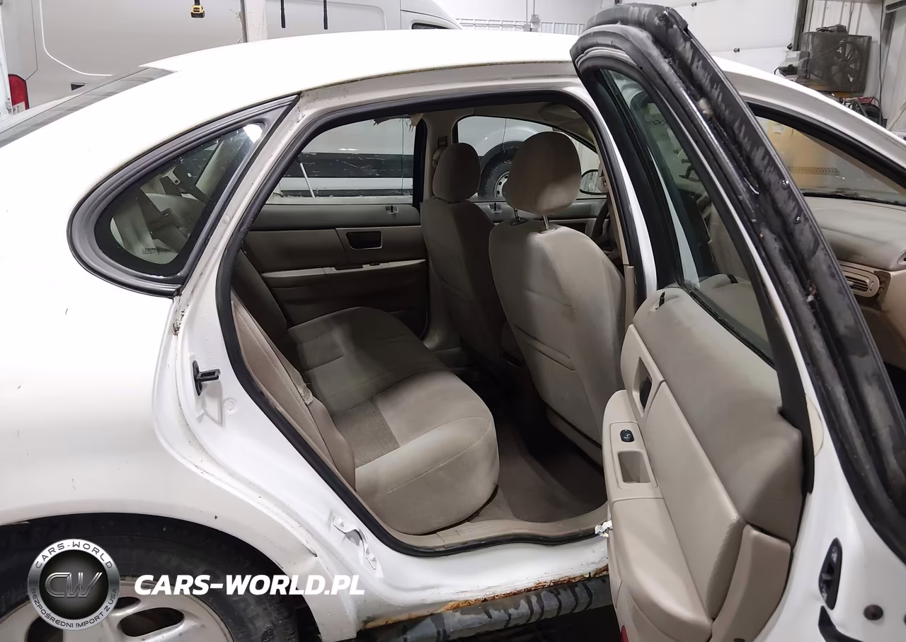 2007 Ford Taurus Se VIN:1FAFP53U37A119494 - 8