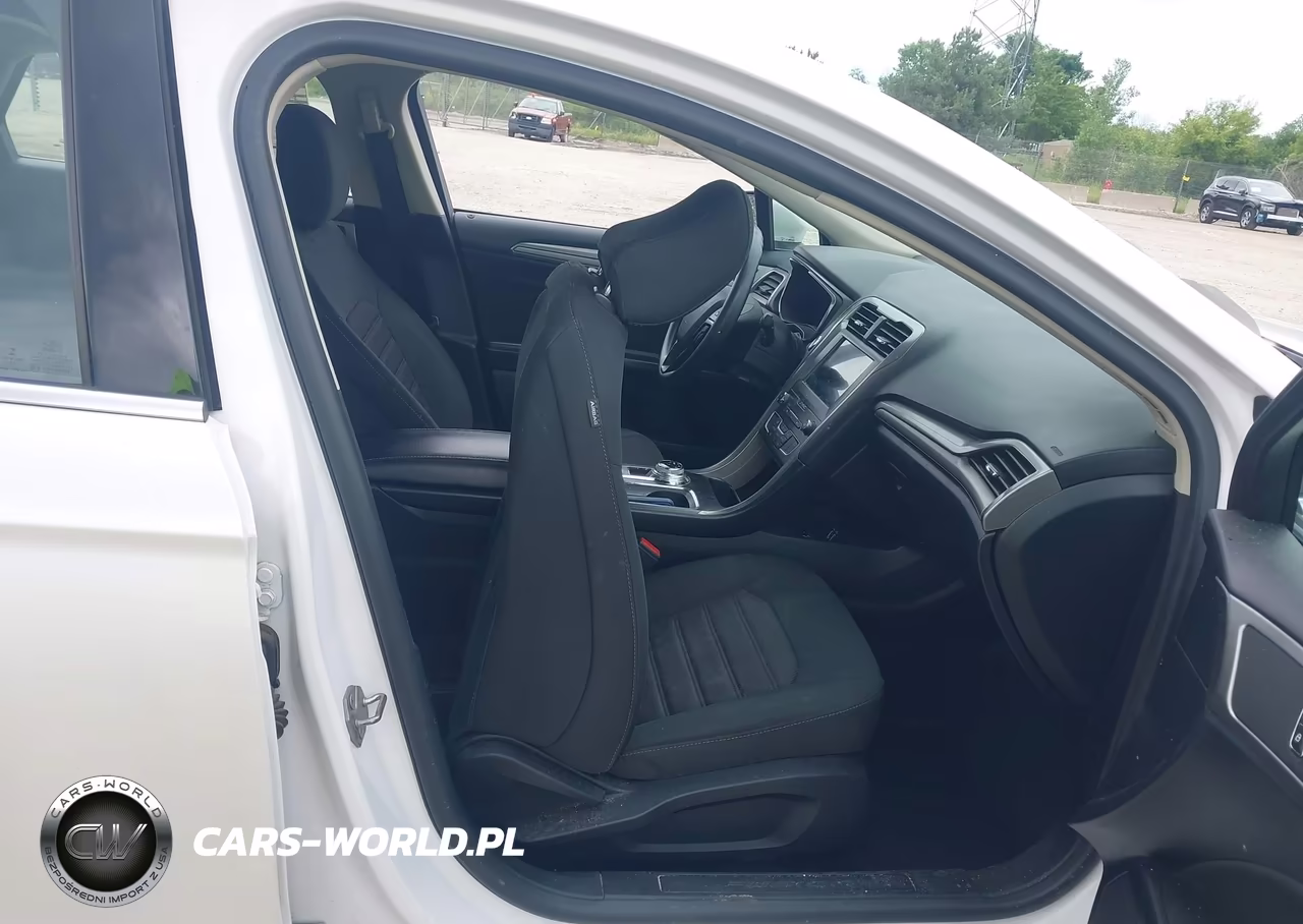 2020 Ford Fusion Se VIN:3FA6P0HD6LR162528 - 5