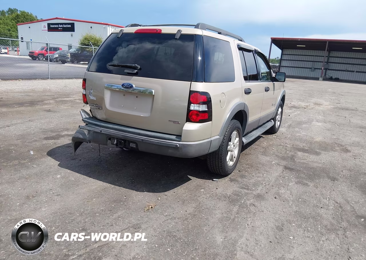 2006 Ford Explorer Xlt VIN:1FMEU73E66UA67662 - 4