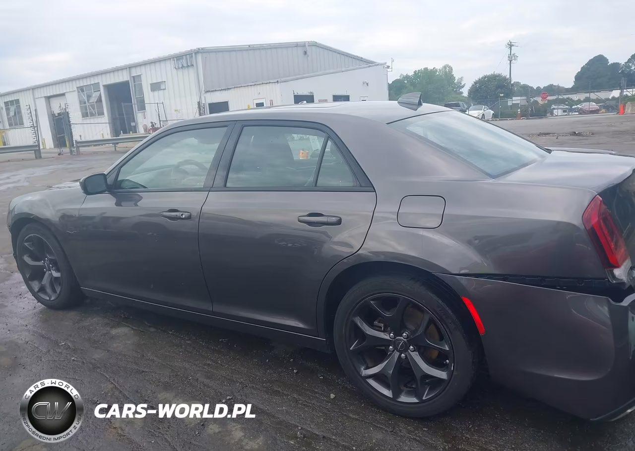 2023 Chrysler 300 300S VIN:2C3CCABG7PH577364 - 14