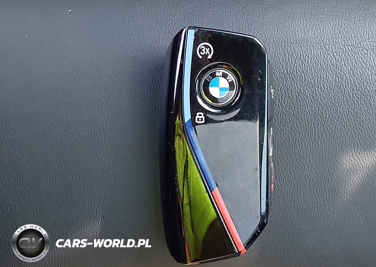 2024 BMW X6 M VIN:5YM23ET04R9U40182 - 11