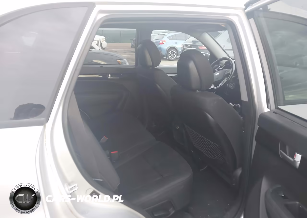 2015 Kia Sorento Lx VIN:5XYKTDA64FG563260 - 8