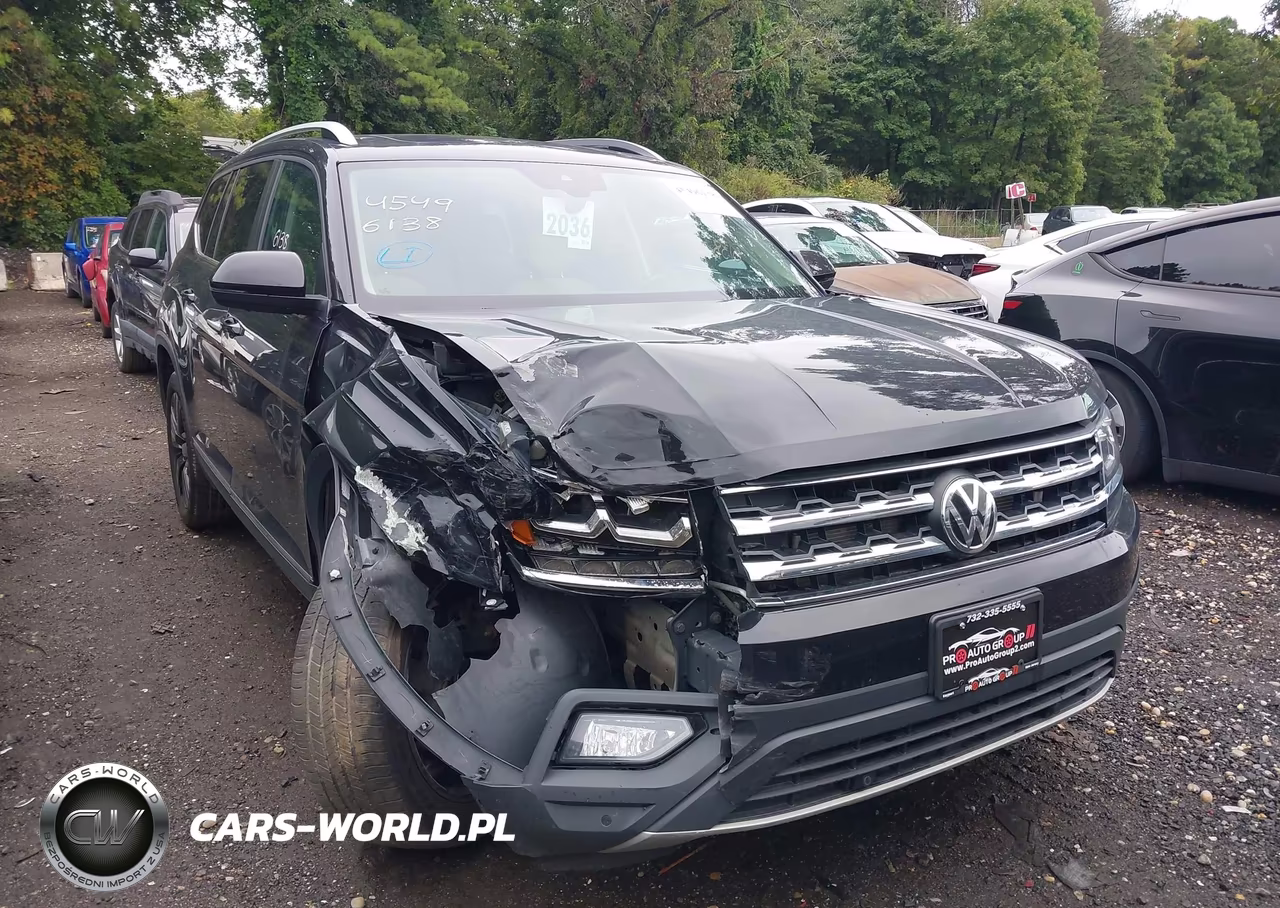 2018 Volkswagen Atlas 3.6L V6 Sel VIN:1V2MR2CAXJC527470 - 1
