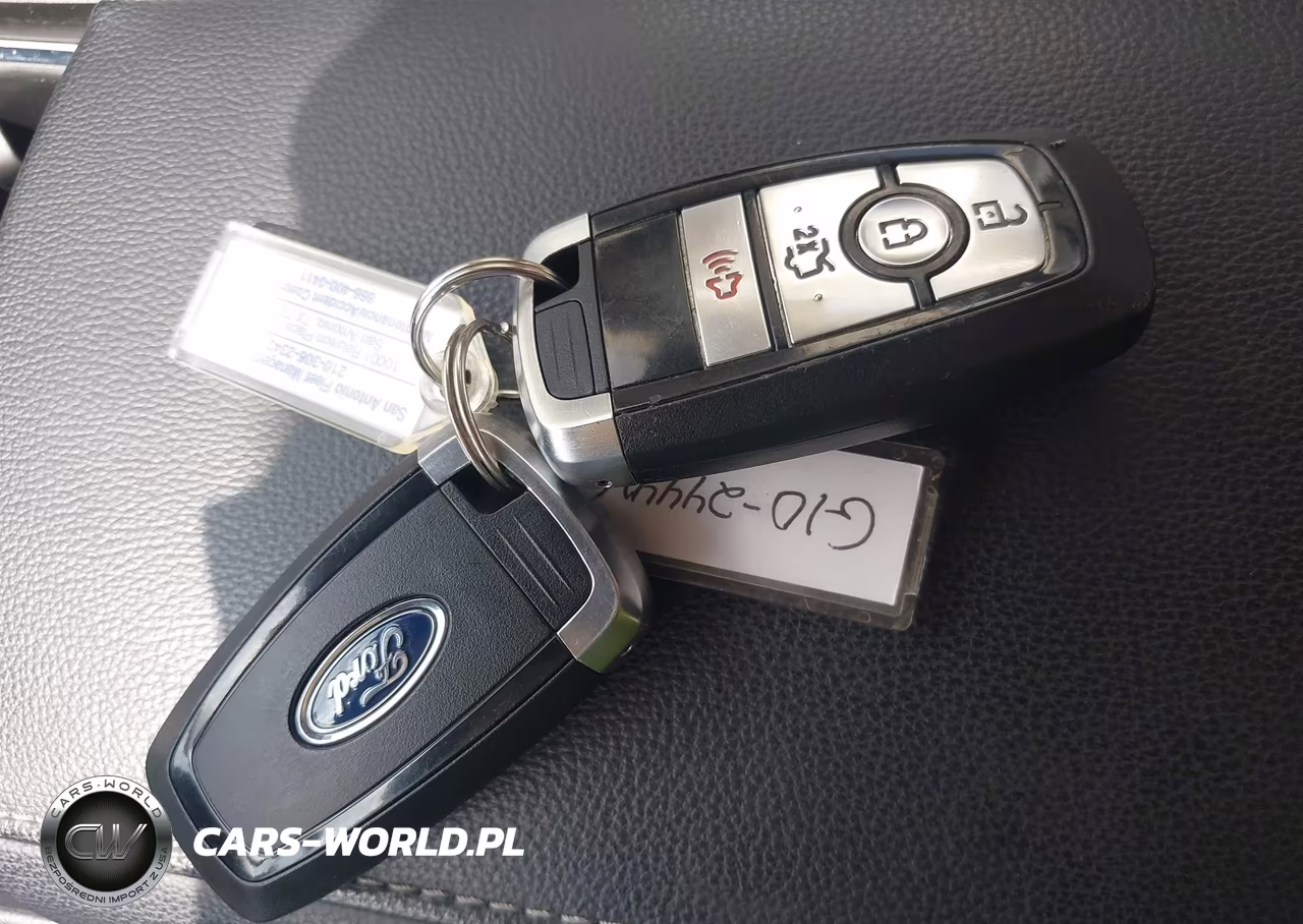 2018 Ford Fusion Hybrid S VIN:3FA6P0UU5JR254362 - 11