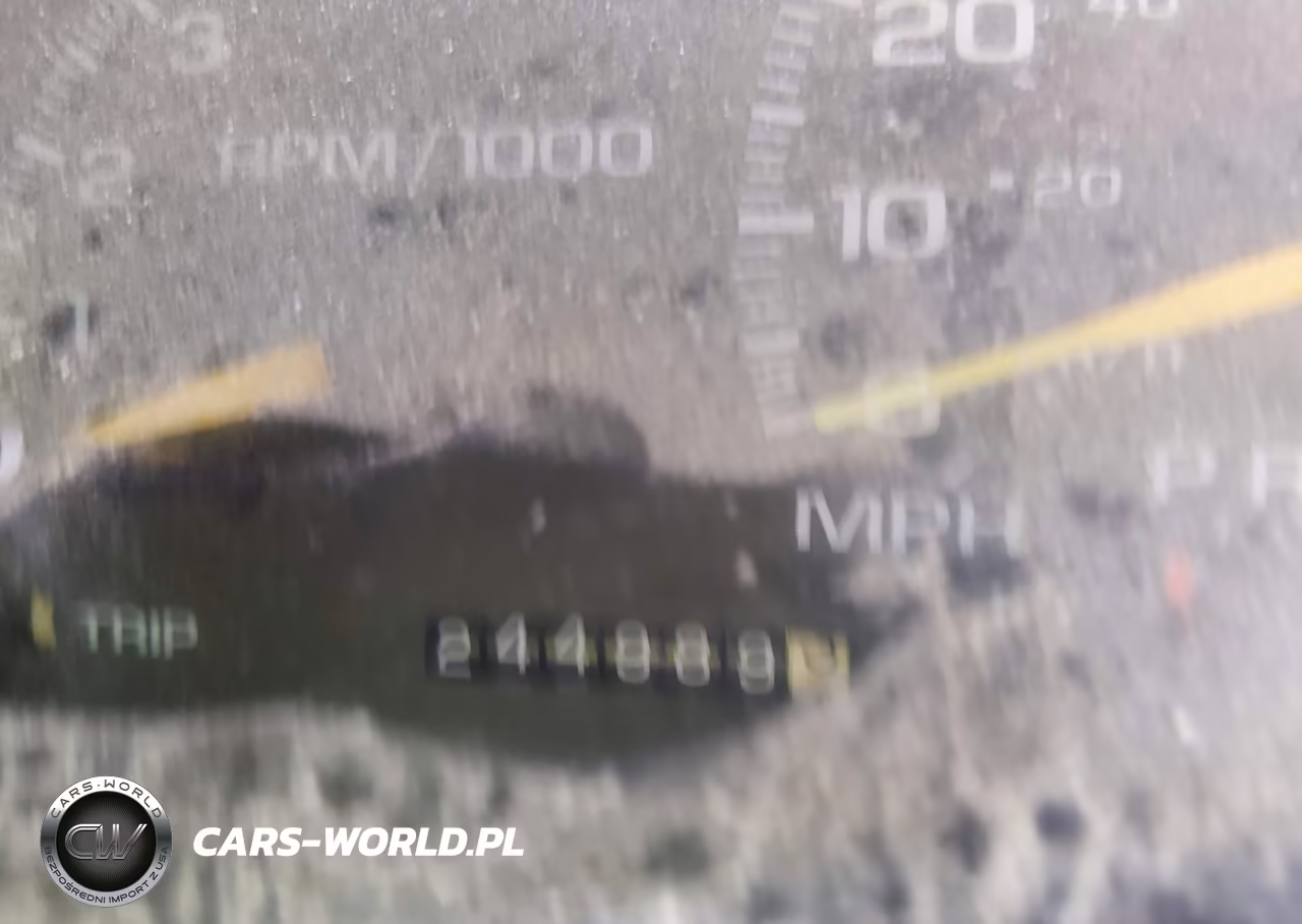 1999 Chevrolet Tahoe Ls VIN:1GNEK13R9XJ461970 - 15