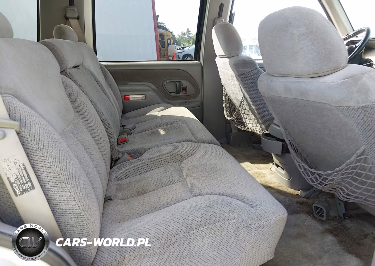 1999 Chevrolet Tahoe Ls VIN:1GNEK13R9XJ461970 - 8