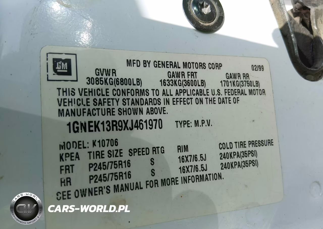 1999 Chevrolet Tahoe Ls VIN:1GNEK13R9XJ461970 - 9