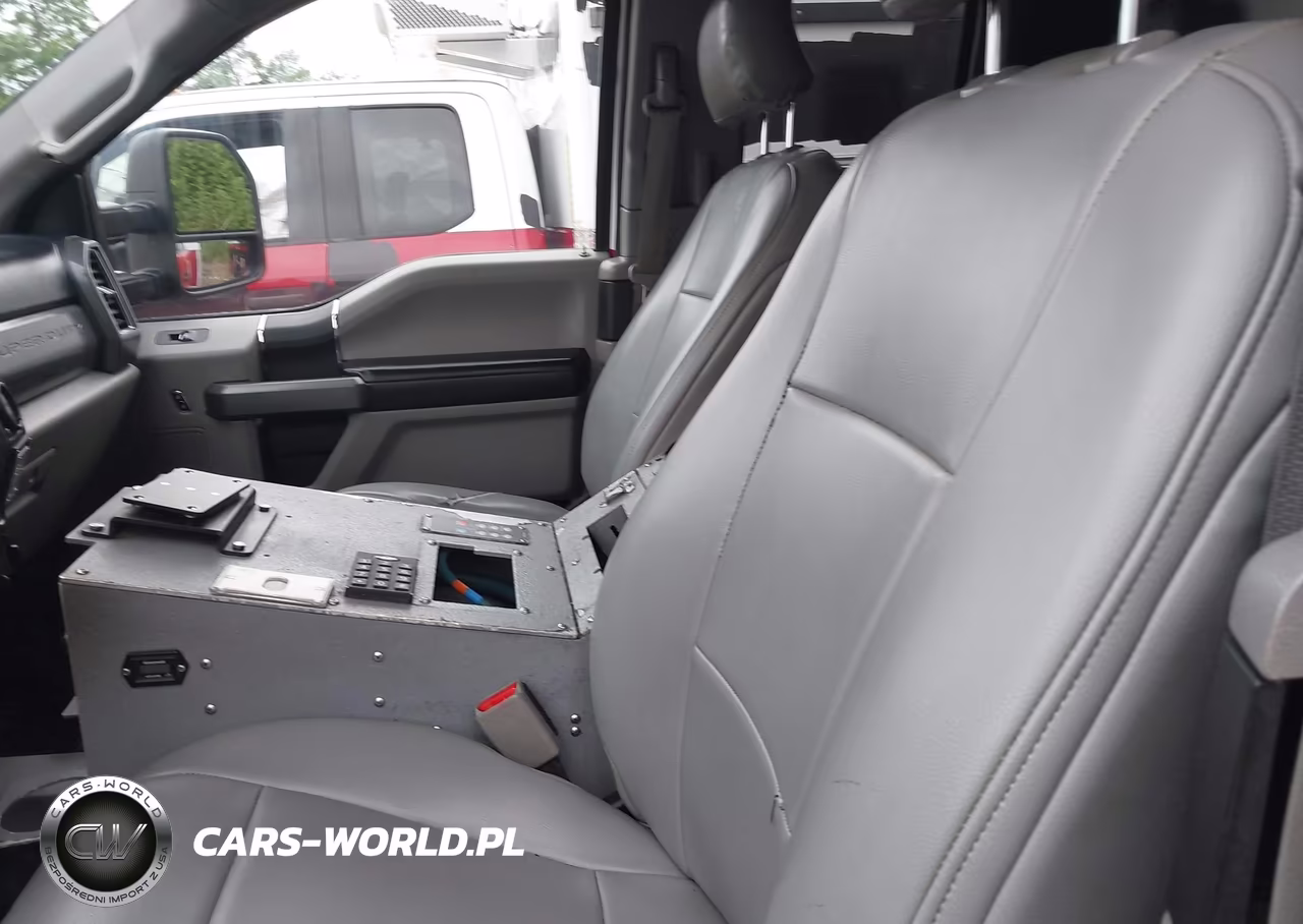 2017 Ford F-550 Chassis Lariat-Xl-Xlt VIN:1FD0X5HT9HED73068 - 6
