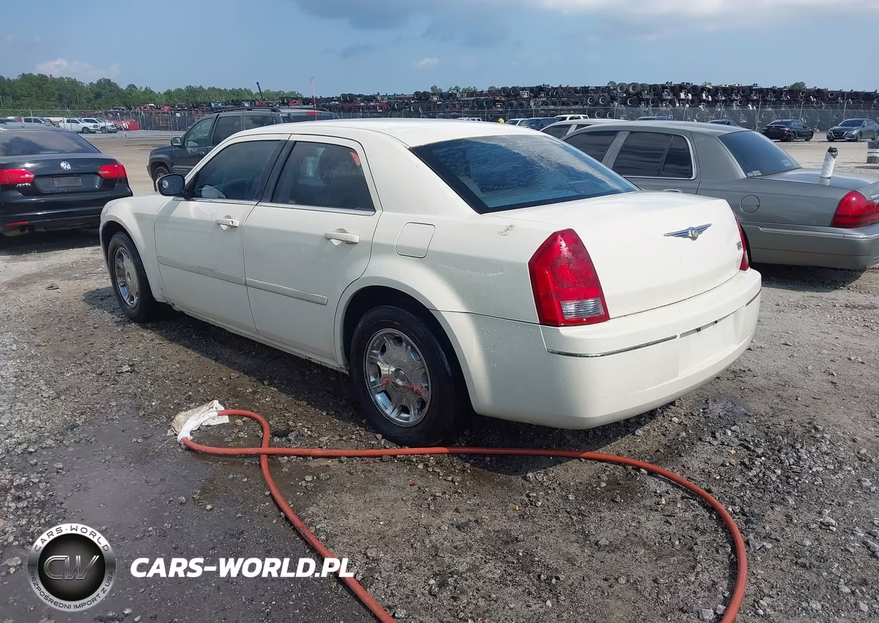 2005 Chrysler 300 Touring VIN:2C3JA53G75H694118 - 3