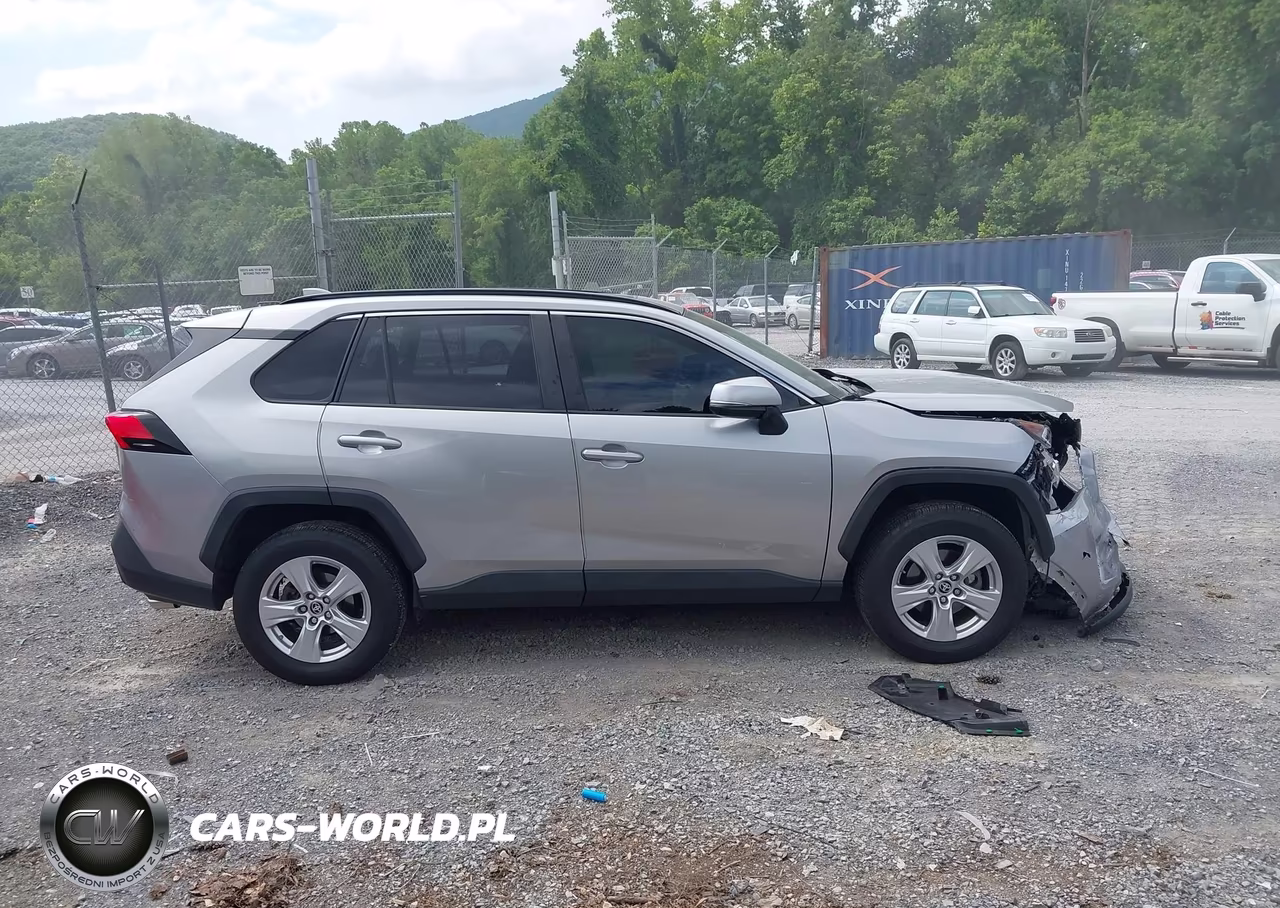 2019 Toyota Rav4 Xle VIN:JTMW1RFV8KJ016734 - 13