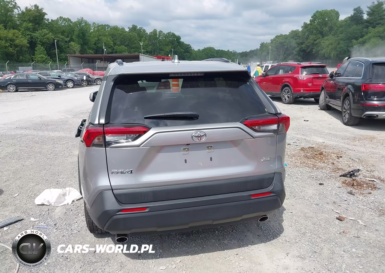 2019 Toyota Rav4 Xle VIN:JTMW1RFV8KJ016734 - 16