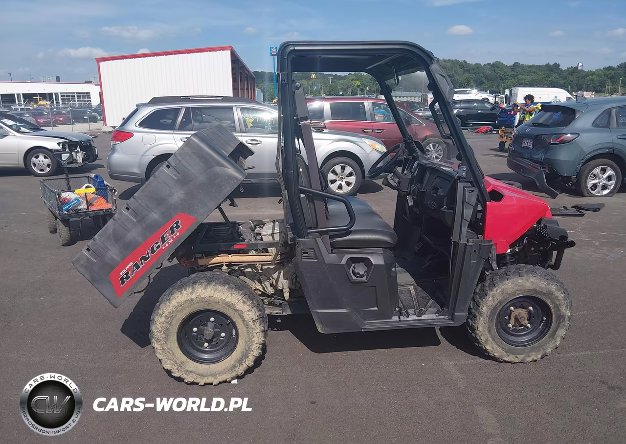 2015 Polaris Ranger 570 VIN:3NSRMA577FE825832 - 12
