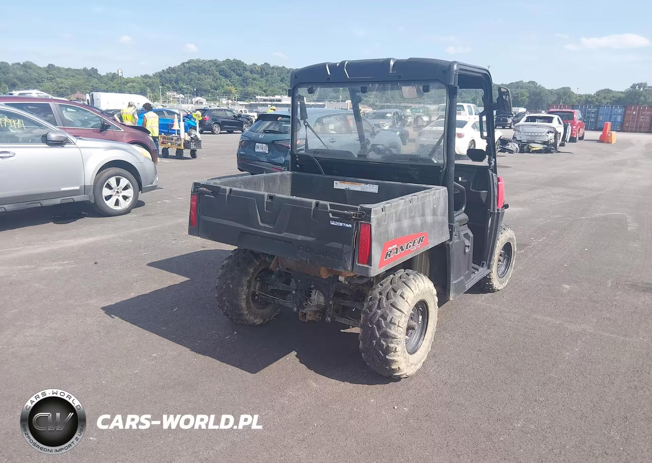 2015 Polaris Ranger 570 VIN:3NSRMA577FE825832 - 4
