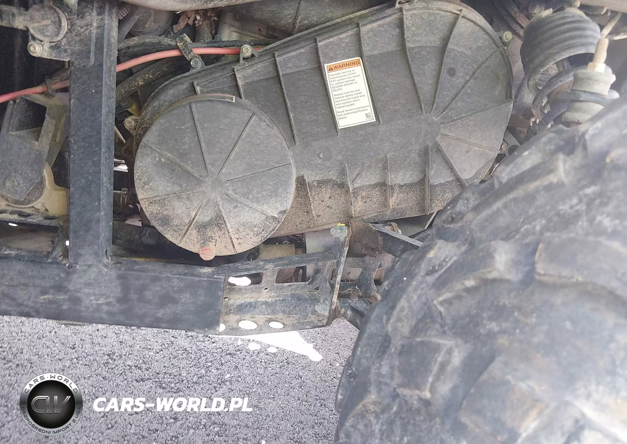 2015 Polaris Ranger 570 VIN:3NSRMA577FE825832 - 9