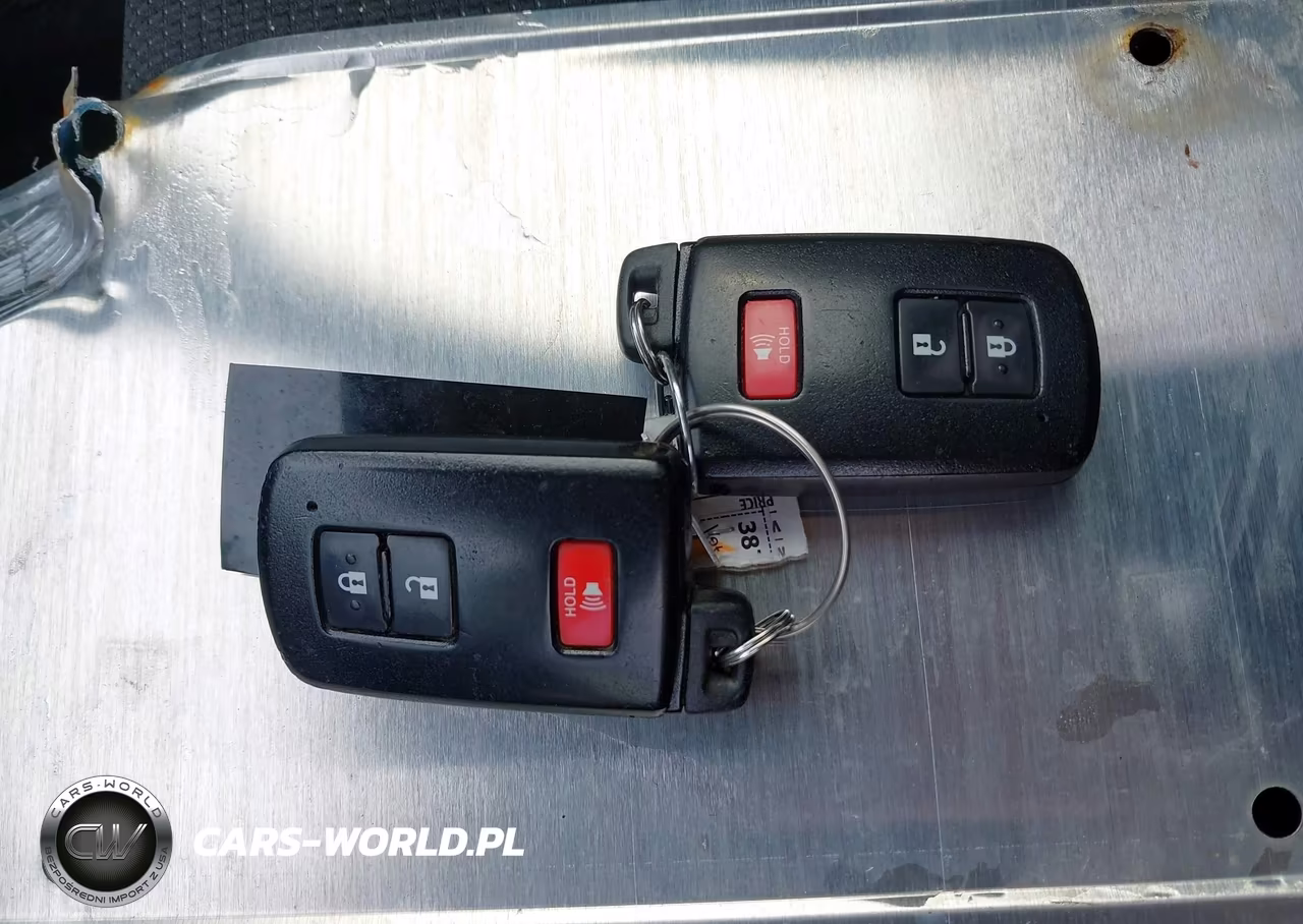 2018 Toyota Rav4 Hybrid Xle VIN:JTMRJREV3JD174202 - 11