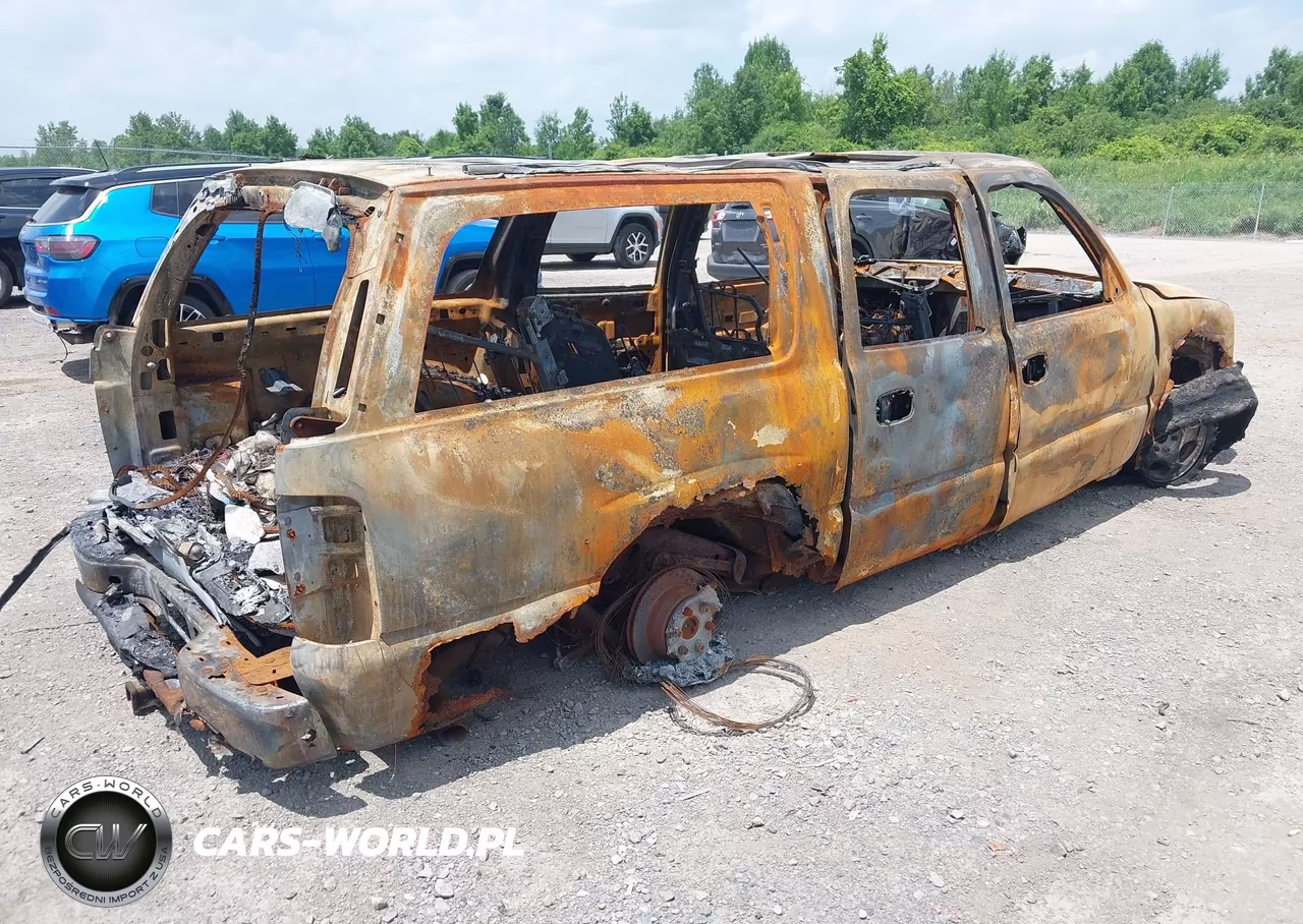 2004 Chevrolet Suburban 1500 Lt VIN:1GNFK16TX4J241275 - 4